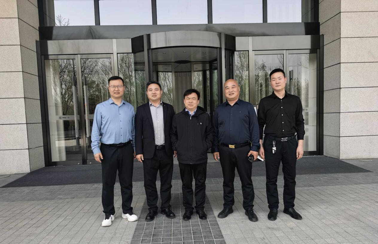 教育行業(yè)多單位領(lǐng)導(dǎo)蒞臨中博奧技術(shù)有限公司